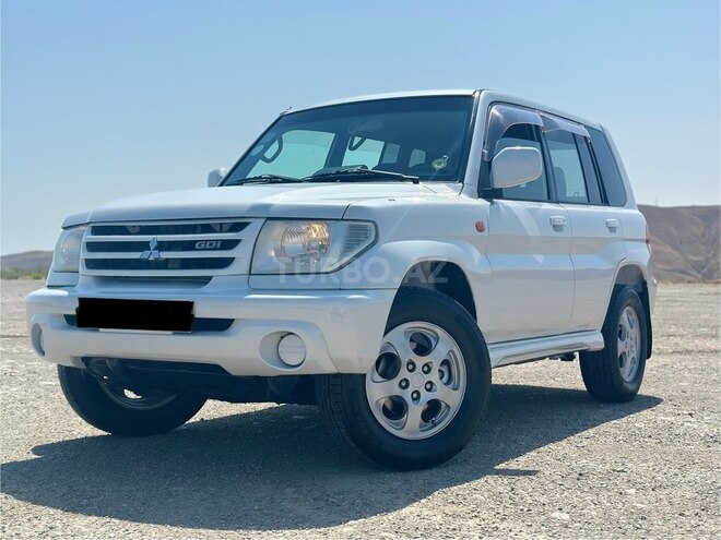 Mitsubishi Pajero io 2000, 230,000 km - 2.0 л - Bakı