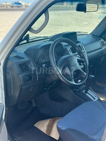 Mitsubishi Pajero io 2000, 230,000 km - 2.0 л - Bakı