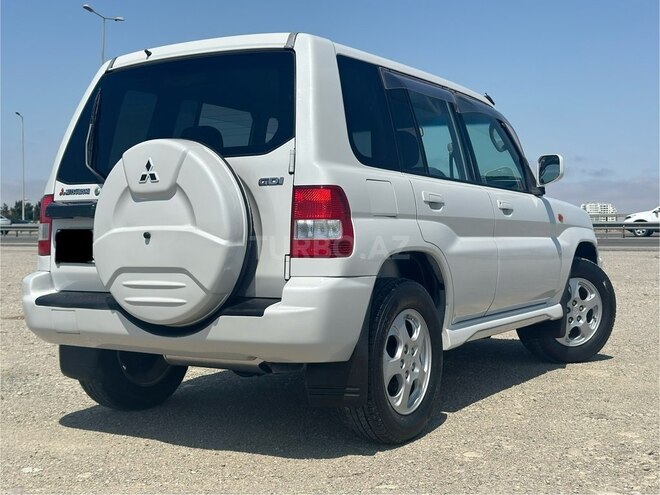 Mitsubishi Pajero io 2000, 230,000 km - 2.0 л - Bakı