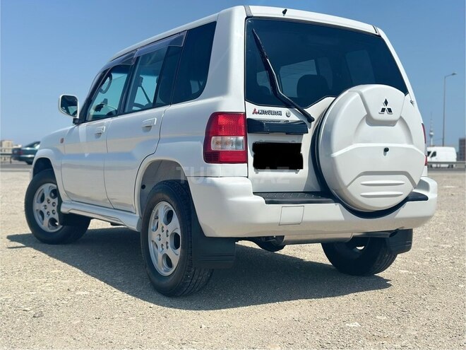 Mitsubishi Pajero io 2000, 230,000 km - 2.0 л - Bakı