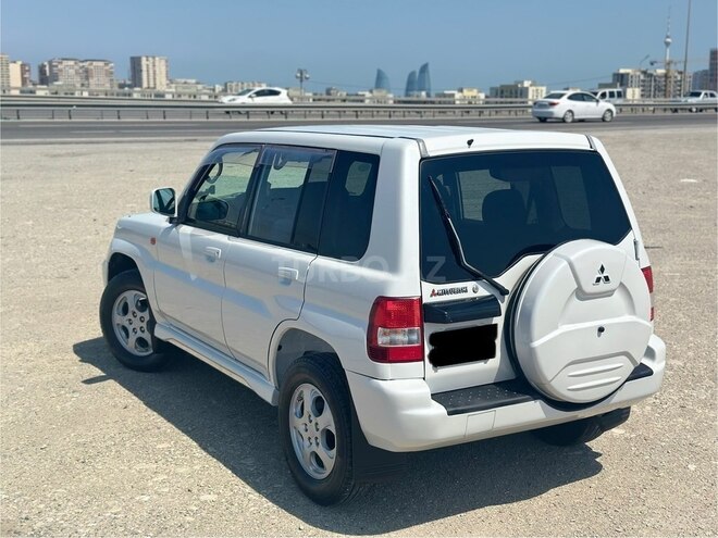 Mitsubishi Pajero io 2000, 230,000 km - 2.0 л - Bakı
