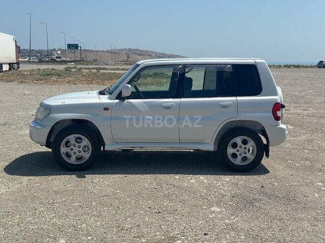 Mitsubishi Pajero io 2000, 230,000 km - 2.0 л - Bakı