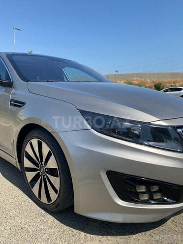 Kia Optima-4