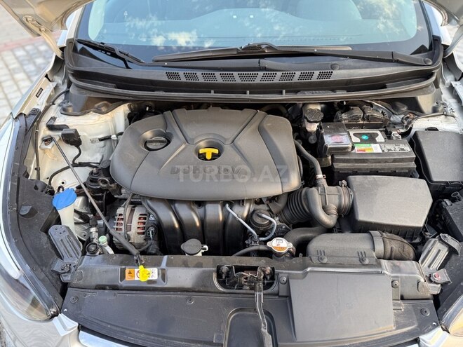 Hyundai Elantra 2015, 118,207 km - 1.8 l - Bakı
