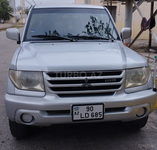 Mitsubishi Pajero io 2001, 258,000 km - 2.0 л - Bakı