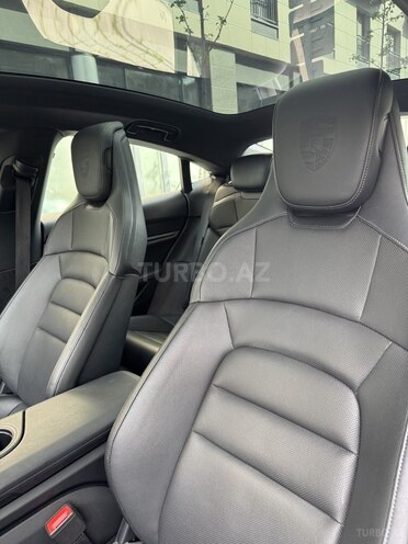 Porsche Taycan 2022, 39,000 km - 0.0 l - Bakı