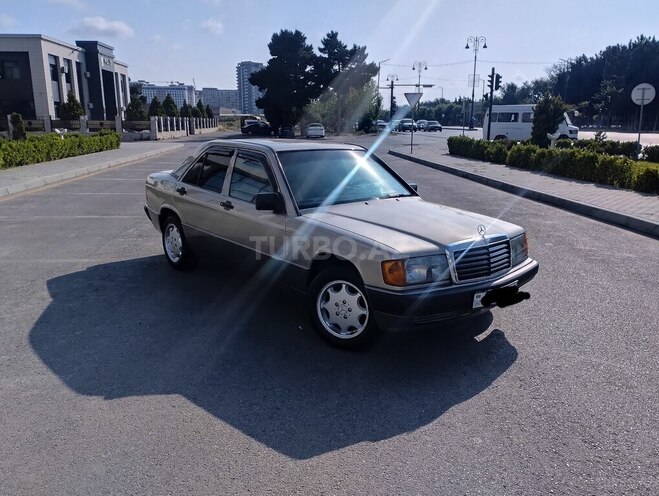Mercedes 190 1992, 400,000 km - 2.0 l - Sumqayıt