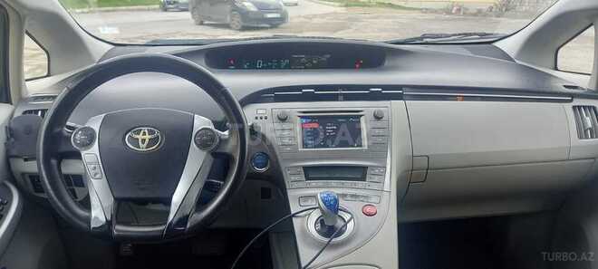 Toyota Prius 2013, 205,130 km - 1.8 л - Bakı