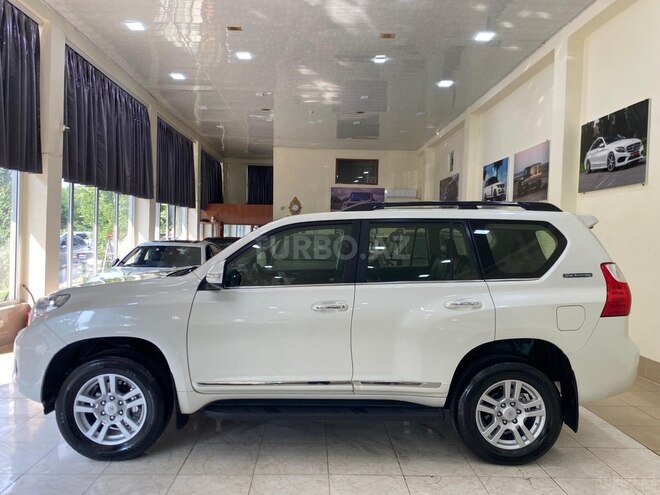 Toyota Land Cruiser Prado-3