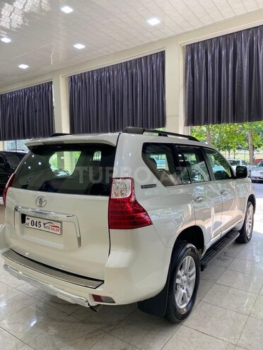 Toyota Land Cruiser Prado-23