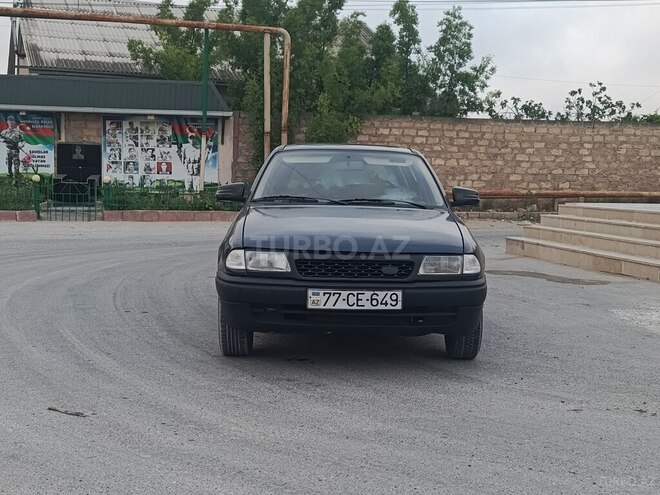 Opel Astra 1992, 350,000 km - 1.6 l - Bakı
