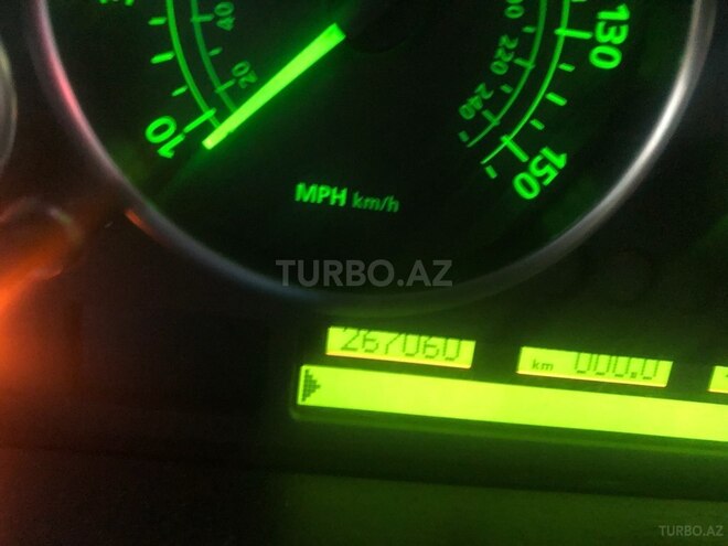 Land Rover Range Rover 2004, 268,000 km - 4.4 l - Bakı