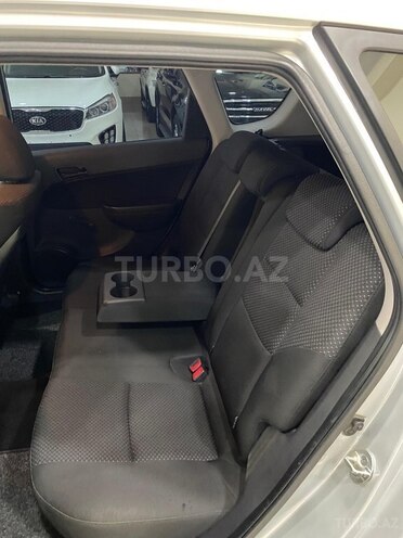 Hyundai i30 2010, 187,000 km - 1.4 л - Mingəçevir