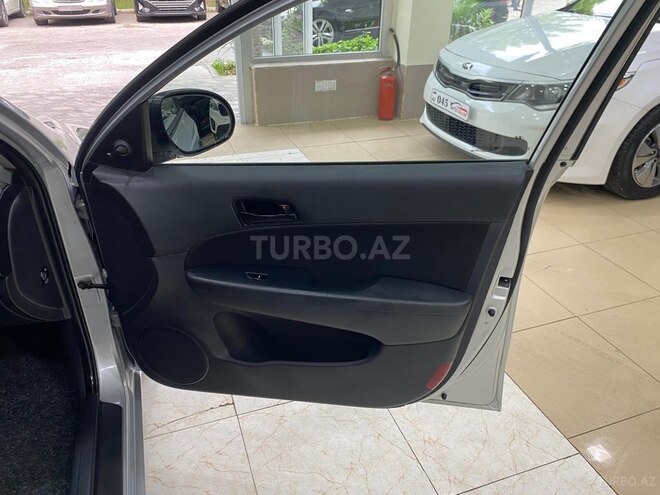 Hyundai i30 2010, 187,000 km - 1.4 л - Mingəçevir