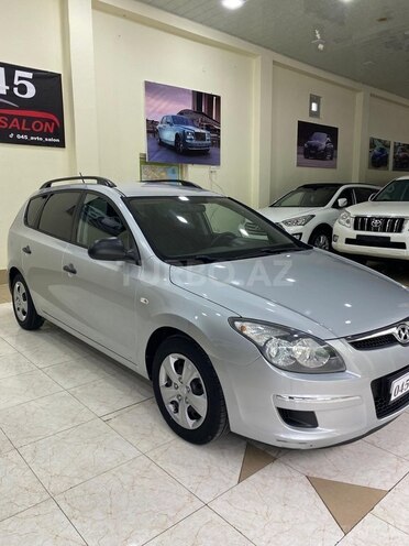Hyundai i30 2010, 187,000 km - 1.4 л - Mingəçevir