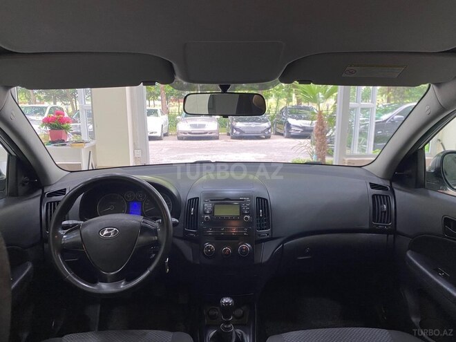 Hyundai i30 2010, 187,000 km - 1.4 л - Mingəçevir