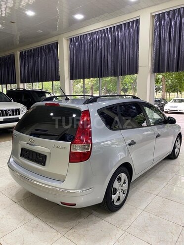 Hyundai i30 2010, 187,000 km - 1.4 л - Mingəçevir