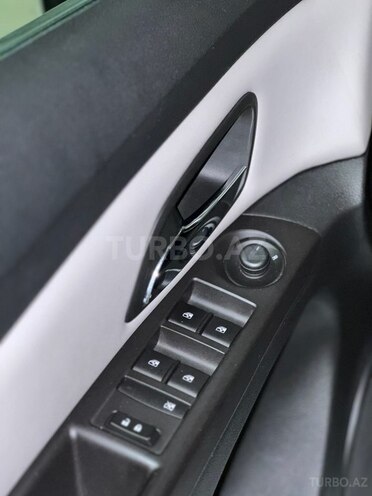 Chevrolet Cruze 2015, 192,227 km - 1.4 l - Gəncə
