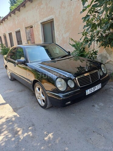 Mercedes E 280 1999, 339,290 km - 2.8 l - Bakı