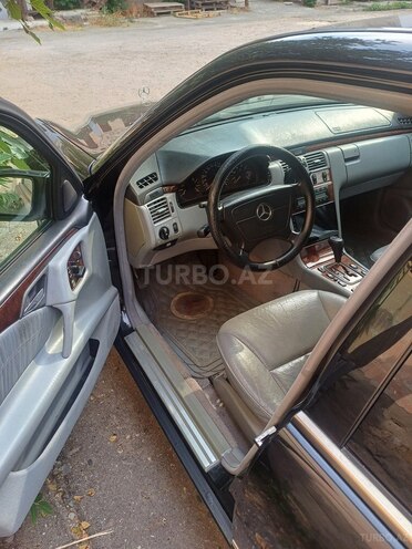 Mercedes E 280 1999, 339,290 km - 2.8 l - Bakı