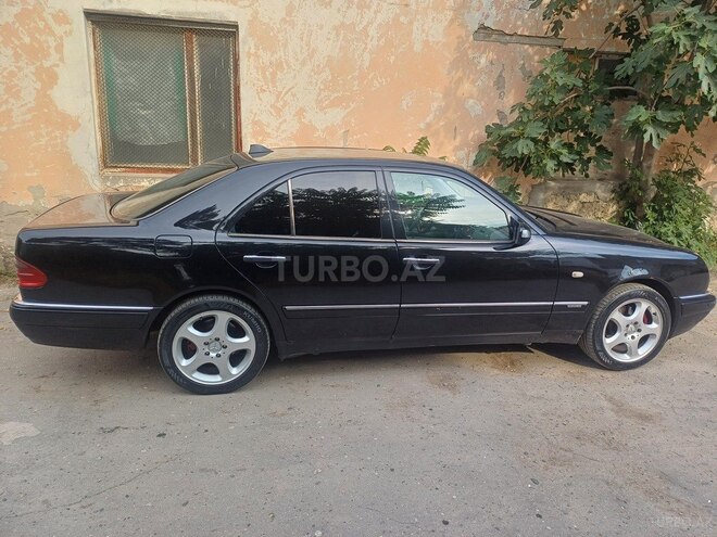 Mercedes E 280 1999, 339,290 km - 2.8 l - Bakı