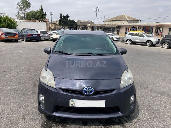 Toyota Prius-1
