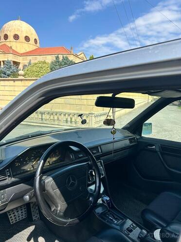 Mercedes E 220 1994, 340,000 km - 2.2 l - Şəmkir