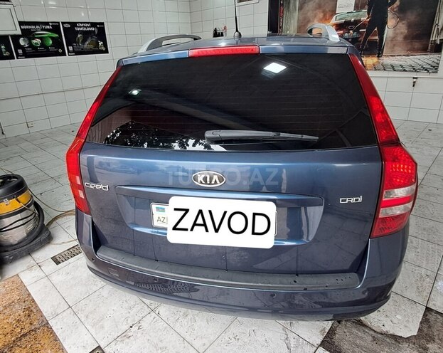 Kia  2008, 389,000 km - 1.6 l - Bakı