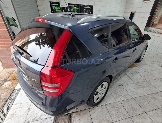 Kia  2008, 389,000 km - 1.6 l - Bakı