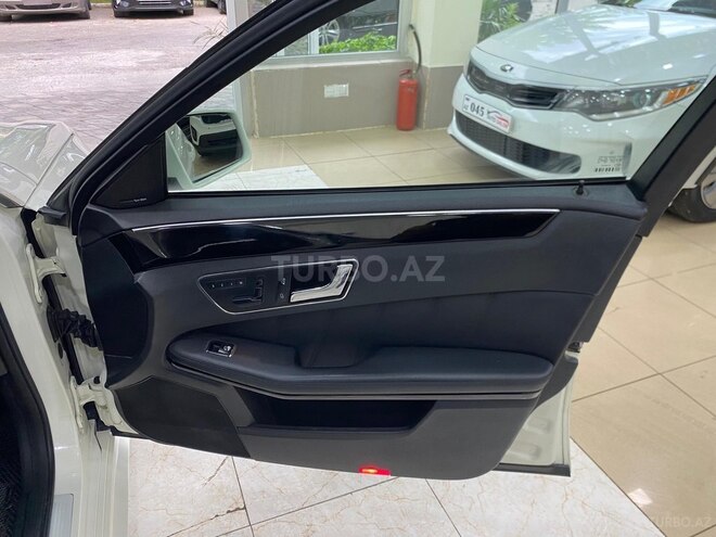 Mercedes E 350 2010, 247,000 km - 3.5 l - Mingəçevir