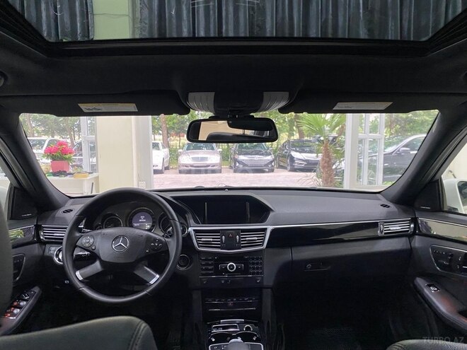 Mercedes E 350 2010, 247,000 km - 3.5 l - Mingəçevir