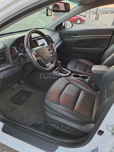 Hyundai Avante 2016, 179,500 km - 1.6 l - Bakı
