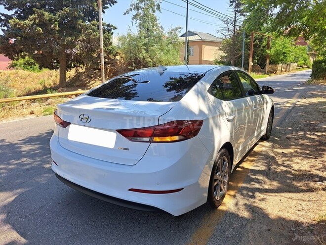 Hyundai Avante 2016, 179,500 km - 1.6 l - Bakı