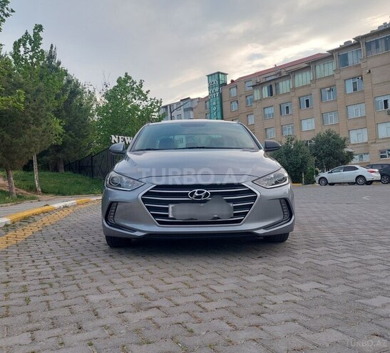 Hyundai Elantra 2016, 175,097 km - 2.0 л - Bakı
