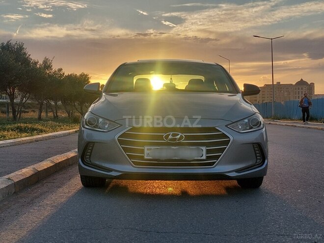 Hyundai Elantra 2016, 175,097 km - 2.0 л - Bakı