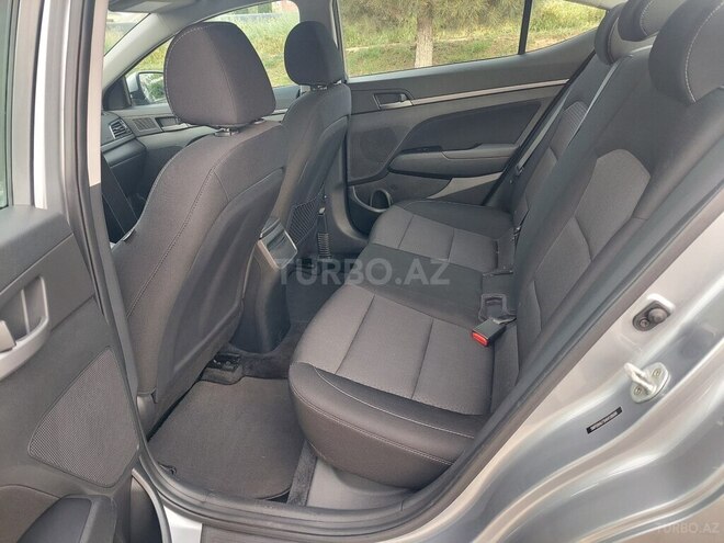 Hyundai Elantra 2016, 175,097 km - 2.0 л - Bakı