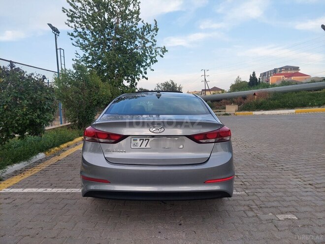 Hyundai Elantra 2016, 175,097 km - 2.0 л - Bakı
