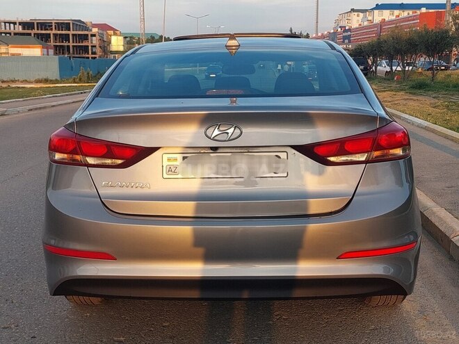 Hyundai Elantra 2016, 175,097 km - 2.0 л - Bakı