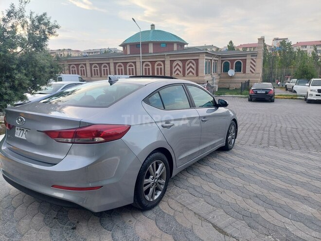 Hyundai Elantra 2016, 175,097 km - 2.0 л - Bakı