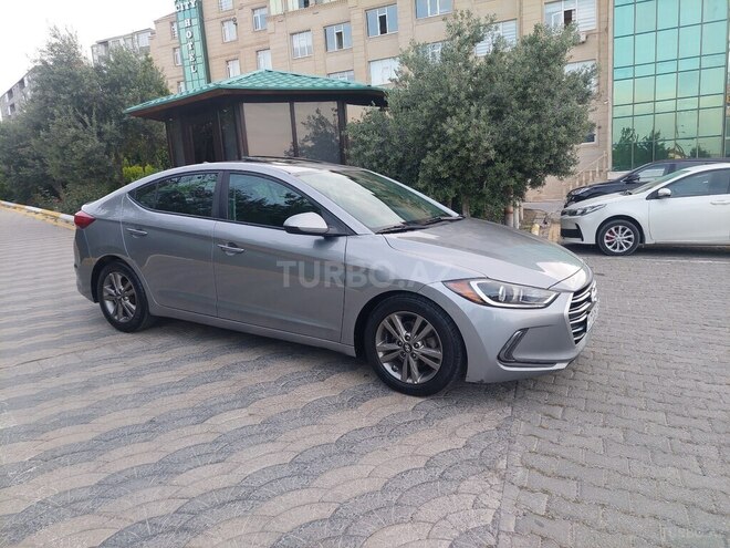 Hyundai Elantra 2016, 175,097 km - 2.0 л - Bakı
