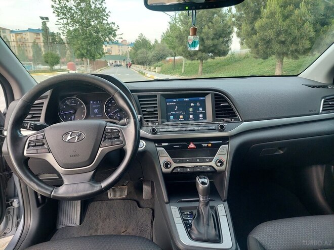 Hyundai Elantra 2016, 175,097 km - 2.0 л - Bakı