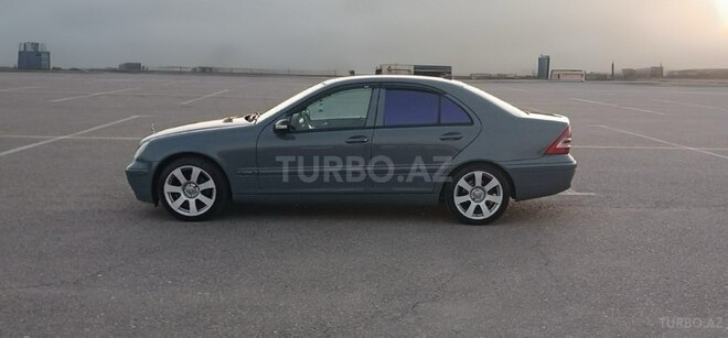 Mercedes C 220 d 2001, 250,000 km - 2.2 л - Bakı