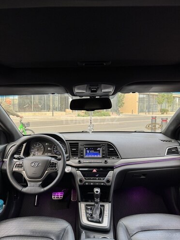 Hyundai Elantra 2017, 139,000 km - 2.0 л - Bakı