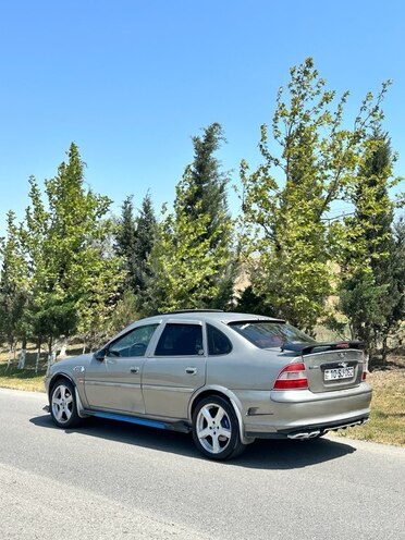 Opel Vectra 1996, 333,333 km - 1.6 l - Bakı