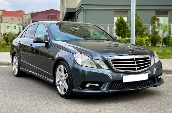 Mercedes E 200 2010, 260,000 km - 2.0 л - Göyçay