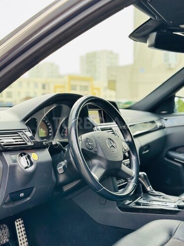 Mercedes E 200 2010, 260,000 km - 2.0 л - Göyçay