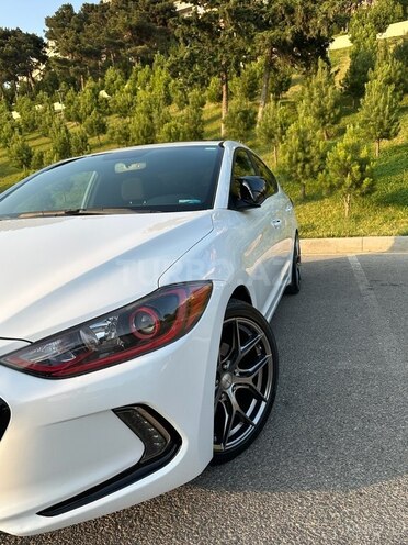 Hyundai Elantra 2017, 120,701 km - 2.0 л - Bakı