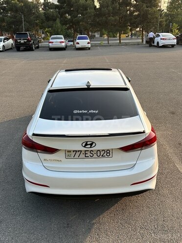 Hyundai Elantra 2017, 120,701 km - 2.0 л - Bakı