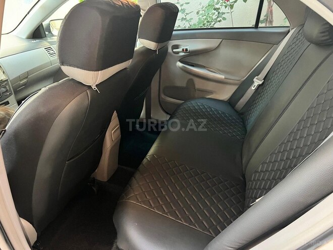 Toyota Corolla 2010, 246,000 km - 1.8 l - Bakı