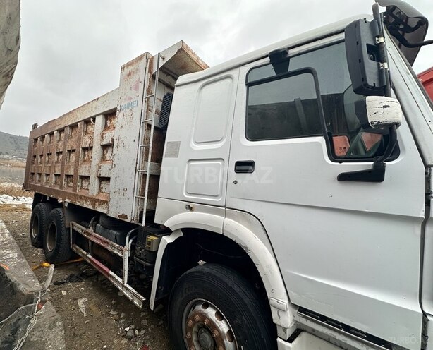 HOWO Sinotruk 2014, 250,000 km - 10.0 l - Bakı